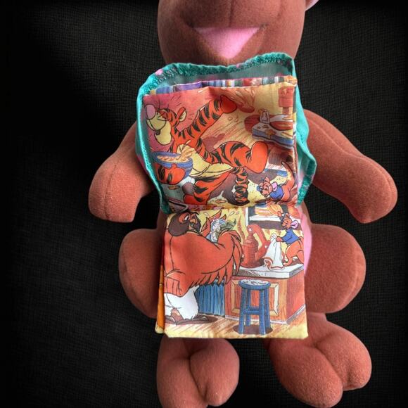 1995 Disney's Winnie the Pooh 13" Plush Kanga w/ Little Baker Roo Apron Book - Picture 5 of 8